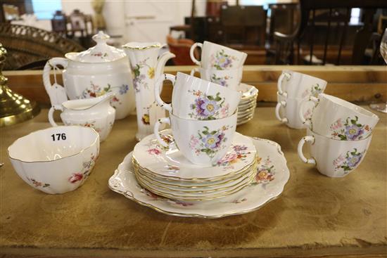 Royal Crown Derby Derby Posies tea service, setting for 6 with two extra cups/saucers & a specimen vase